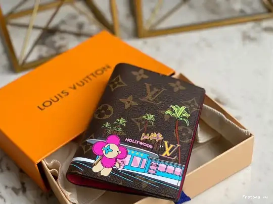 First bag ru PASSPORT COVER LOUIS VUITTON 0615